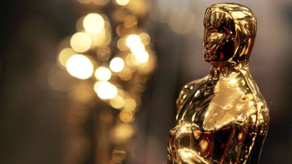 Oscar Statuette